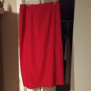 Size 16 Sag Harbor lined pencil skirt w/slit.